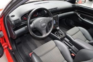 Audi RS 4 Avant του 2001 με 188 χλμ. πωλείται ακριβότερα από R8!