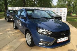 Πρώτη εμφάνιση του νέου ηλεκτρικού Lada Vesta