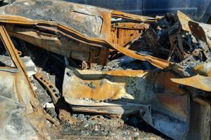 Απίστευτο και όμως πωλείται αυτή η καμένη Porsche 911!