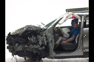 Φρούριο ασφαλείας το νέο Hyundai Santa Fe (+video)