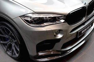 BMW X6 M με carbon body kit και εξάτμιση Akrapovic