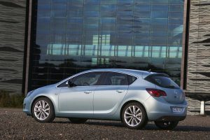 Opel Astra 1.4 Turbo 140 PS του 2011: Τιμή 8.900€