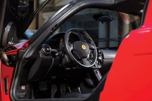 Επισκευασμένη Ferrari Enzo για 1,6 εκατομμύρια ευρώ!
