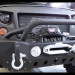 Jeep Wrangler μεταμορφώθηκε σε 6x6 από κινέζικη εταιρεία