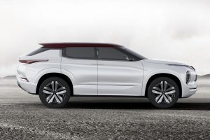 Νέο SUV Mitsubishi GT-PHEV με αυτονομία 1.200 χιλιομέτρων!