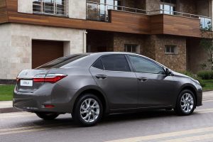 Ανανεωμένο Toyota Corolla με τιμή από 15.750 ευρώ