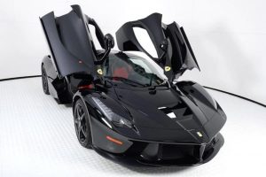 Ferrari LaFerrari με μηνιαία δόση από 33.000 ευρώ!