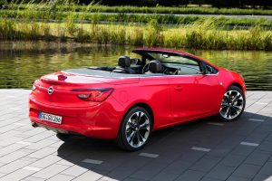 Νέο σπορτίφ και πολυτελές Opel Cascada Supreme