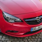 Νέο σπορτίφ και πολυτελές Opel Cascada Supreme