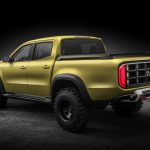 Νέα Mercedes X-Class pickup σε δύο εκδόσεις για το 2017