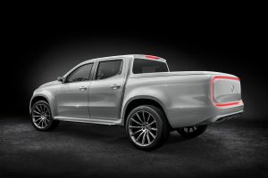 Νέα Mercedes X-Class pickup σε δύο εκδόσεις για το 2017