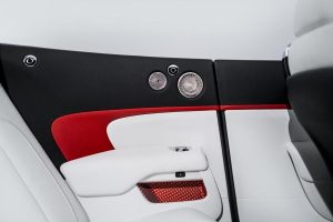 Νέα κολεξιόν Rolls-Royce Down για άνοιξη/καλοκαίρι 2017