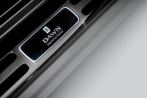 Νέα κολεξιόν Rolls-Royce Down για άνοιξη/καλοκαίρι 2017