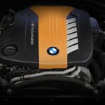 BMW M550d xDrive με τρία turbo και ισχύ 435 ίππων