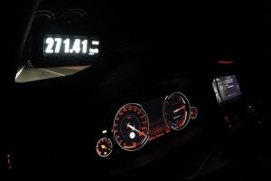 BMW M550d xDrive με τρία turbo και ισχύ 435 ίππων