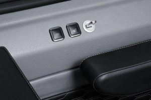 Πολυτελές Mercedes Sprinter Brabus αξίας 224.910 ευρώ!