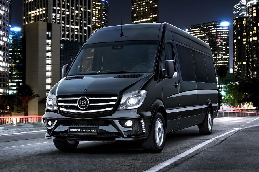 Πολυτελές Mercedes Sprinter Brabus αξίας 224.910 ευρώ!