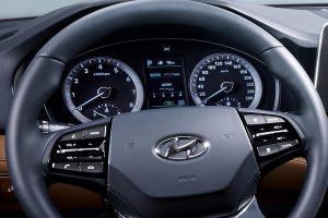 Νέο μεγάλο πολυτελές σεντάν Hyundai Azera ή Grandeur