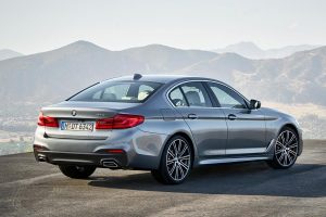 Νέα BMW Σειρά 5 με τεχνολογία αιχμής και νέους κινητήρες