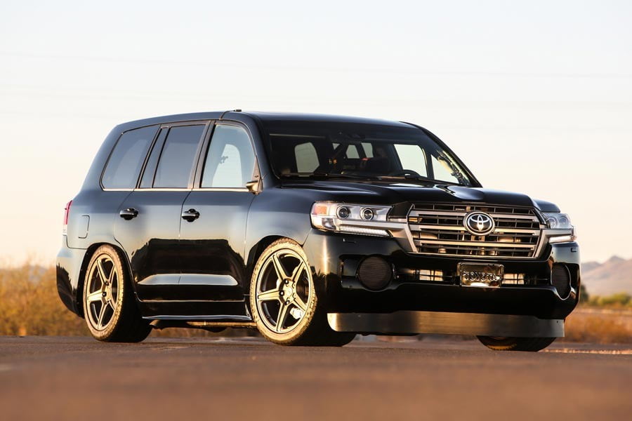 Η Toyota έφτιαξε ένα Land Cruiser με ισχύ 2.000 ίππων!