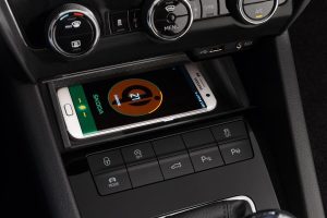 Με νέα high-tech και έξυπνα αξεσουάρ η Skoda Octavia
