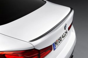 Νέα BMW Σειρά 5 με αναβάθμιση και αξεσουάρ M Performance