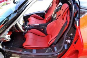 Μεταχειρισμένη Ferrari LaFerrari κοστίζει όσο 10 καινούργιες!