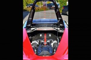 Μεταχειρισμένη Ferrari LaFerrari κοστίζει όσο 10 καινούργιες!
