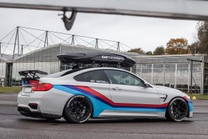 BMW M4 700 PS με μπαγκαζιέρα από ανθρακόνημα!