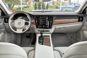 Διαθέσιμο το νέο Volvo V90 σε πολύ υψηλές τιμές