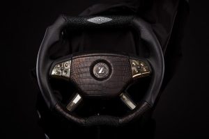 Το ακριβότερο άσχημο αυτοκίνητο έχει 1.600 PS (+video)