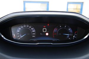 Δοκιμή Peugeot 3008 diesel 1.6 BlueHDI 120 S&S