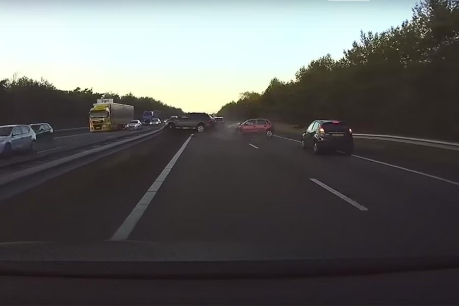 Αυτόματος πιλότος προβλέπει τρακάρισμα πριν γίνει (+video)