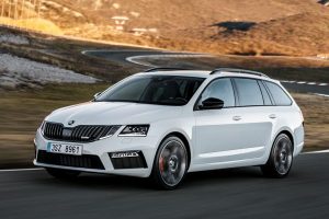 Νέα Skoda Octavia RS: Η ισχυρότερη Octavia όλων των εποχών