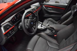 BMW M3 με 450 PS, χρώμα Ferrari Red και carbon body kit