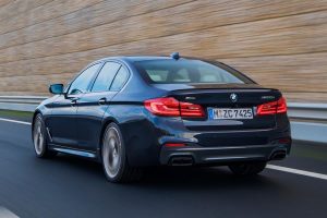 Νέα BMW M550i xDrive με καλύτερες επιδόσεις από M5!