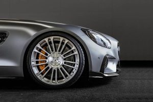 Τρομακτική Mercedes-AMG GT με 330 χλμ./ώρα τελική