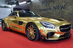 Mercedes-AMG GT σκέτο χρυσάφι (+video)