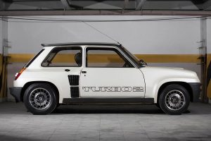Σαν καινούργιο Renault 5 Turbo 2 για 80.000 ευρώ!