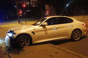 Μεθυσμένος έκανε λιώμα μια Alfa Romeo Giulia Quadrifoglio