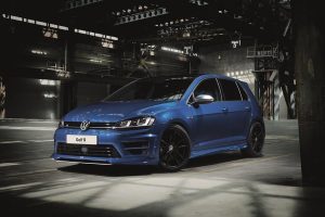 O Oettinger βελτιώνει τα VW Golf GTI, GTD και R (+video)