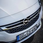 To Opel Astra με νέας γενιάς αυτόματο πιλότο
