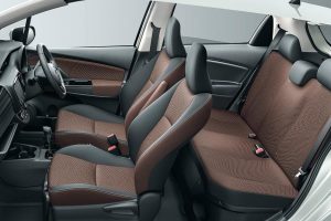 Ανανεωμένο Toyota Yaris με νέα εμφάνιση