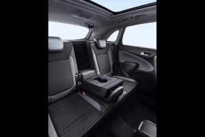 Νέο Opel Crossland X με compact διαστάσεις και πολύ στυλ (+video)