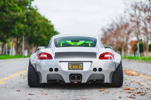 Μετατροπή “βιασμός” μιας Porsche Cayman