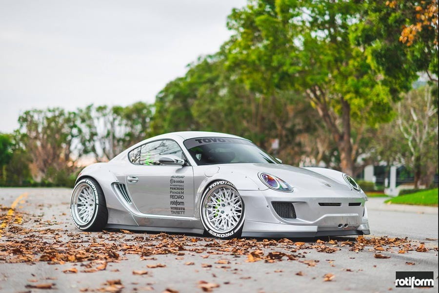 Μετατροπή “βιασμός” μιας Porsche Cayman