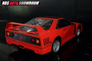 Ferrari F40 «μαϊμού» πωλείται για 12.200 ευρώ