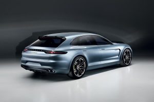 Τον Μάρτιο η νέα Porsche Panamera Sport Turismo