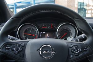 Δοκιμή Opel Astra Sports Tourer diesel 1,6 CDTI BiTurbo