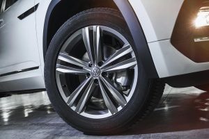 Νέο σπορ πακέτο R-Line για το μεγάλο SUV VW Atlas